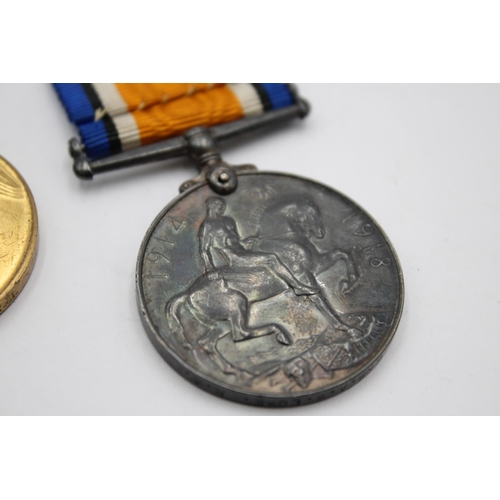 1278 - A WWI medal pair presented to 73598 GNR A.W. Lowe R.A