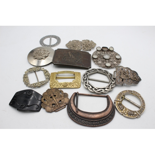 352 - Fifteen vintage ladies buckles to include Celtic etc.