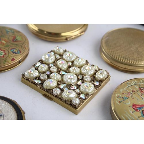 353 - Twenty vintage powder compacts to include Melissa, Clover, lucite etc.