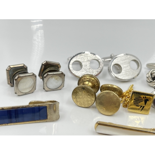 1103 - A collection of cufflinks to include H.G & S 12ct gold front and back etc.