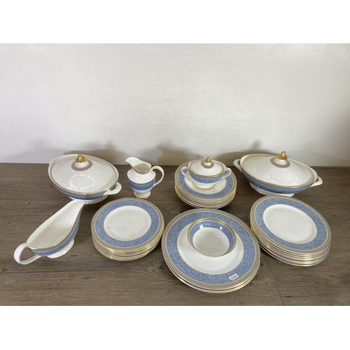 269 - A Royal Doulton St. Pauls thirty four piece dinner service