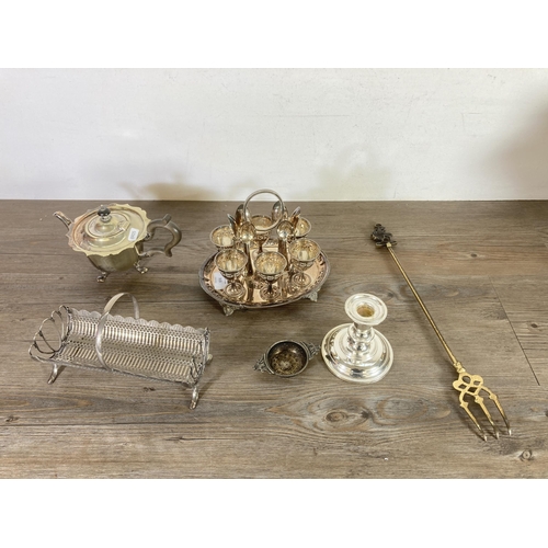 313 - A large collection of metalware to include Victorian style silver plated egg sup set, silver plated ... 