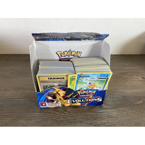 326 - A collection of Japanese and English Pokémon trading cards