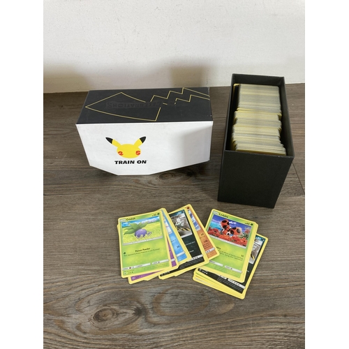 326 - A collection of Japanese and English Pokémon trading cards