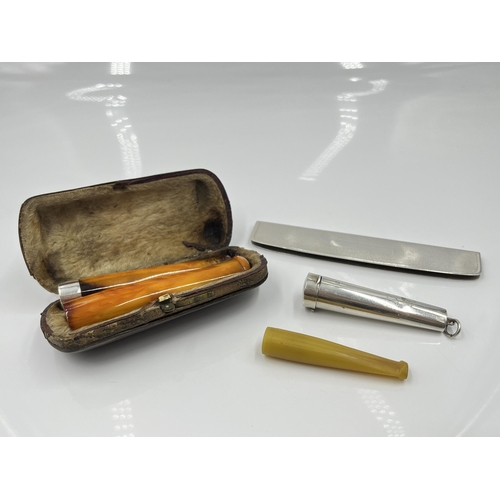 1291 - Five items to include hallmarked Birmingham silver cheroot case, dated 1919 - approx. gross weight 8... 