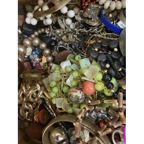 355 - A large quantity of costume jewellery