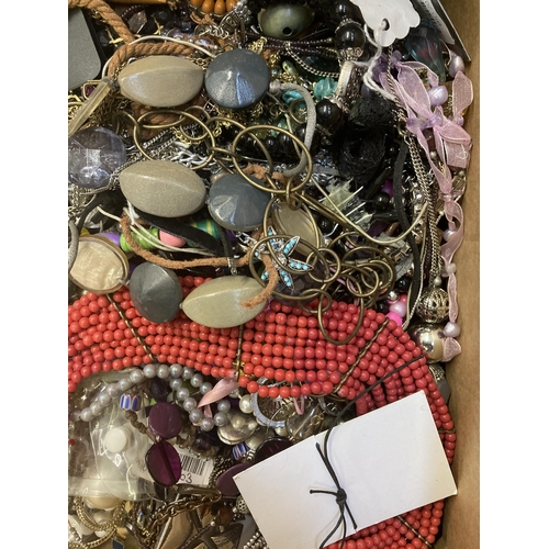 356 - A large quantity of costume jewellery