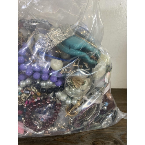 381 - Approx. 10kg of costume jewellery