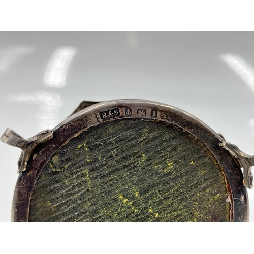 1218 - An Edwardian hallmarked Birmingham silver trinket box, dated 1910 - approx. gross weight 49 grams an... 