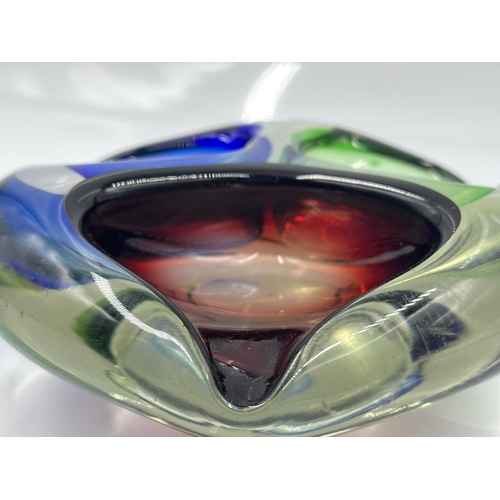 202 - A 1960s Italian Murano tricoloured glass ashtray - approx. 5.5cm high x 15cm diameter