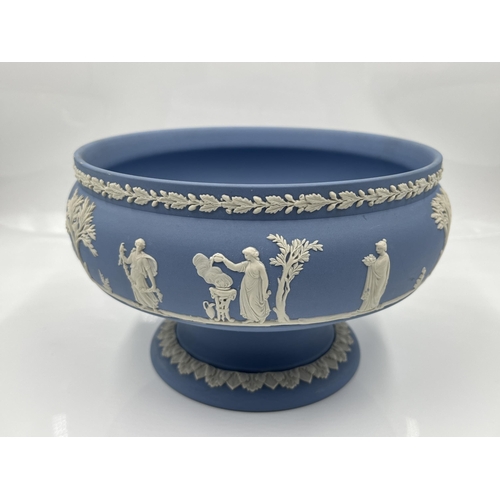 213 - A Wedgwood pale blue Jasperware pedestal bowl - approx. 13cm high x 20cm diameter