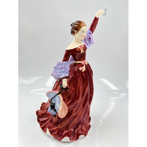 221 - A Royal Doulton Fond Farewell figurine - HN 3815