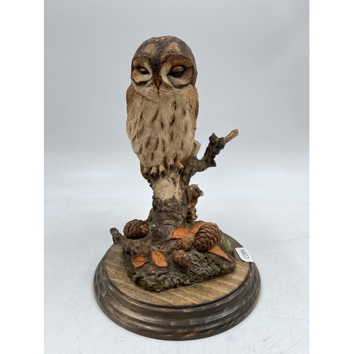 228 - A Country Artists owl figurine by Richard Cooper & Company - approx. 23cm high