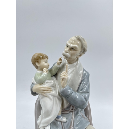 237 - A Lladro 'Grandfather' figurine, model No. 4654 - approx. 29.5cm high