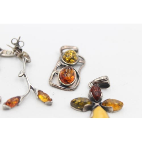 1155A - Six pieces of .925 silver amber set jewellery - approx. gross weight 26 grams