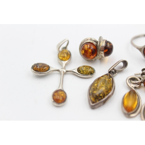 1155C - Eight pieces of .925 silver amber set jewellery - approx. gross weight 23 grams