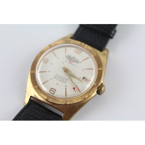 1190 - A Waltham Calendar mechanical men's wristwatch with Ebauches Bettlach 8021 21 jewel movement