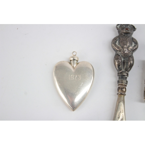 1210 - Five hallmarked sterling silver vanity items - approx. gross weight 108 grams