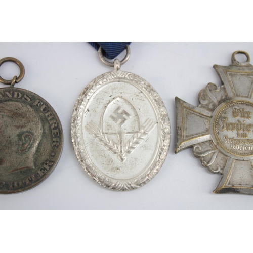 1259 - Three WWII era German medals