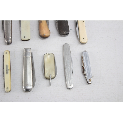 1268 - Twenty antique and vintage pocket knives to include Swayback style etc.