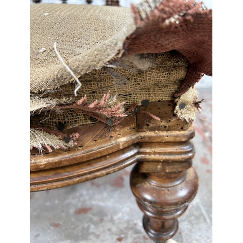 89 - A Victorian walnut and fabric upholstered nursing chair - approx. 80cm high x 56cm wide x 56cm deep