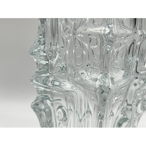 240 - A 1960s Sklo Union Rosich no. 617 ice melting vase designed by Vladislaw Urban - approx. 25cm high