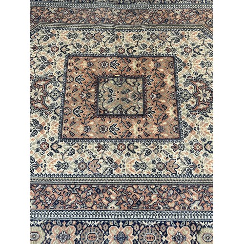 114 - A Persian style rug - approx. 200cm x 140cm