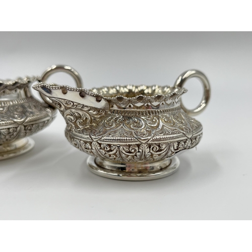 1236 - A Victorian L Spiers hallmarked Birmingham silver milk jug and sugar bowl, dated 1886 - approx. gros... 