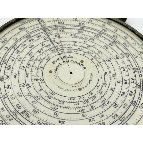 1269 - A vintage cased Fowler's Universal calculator with instructions - approx. 9cm diameter