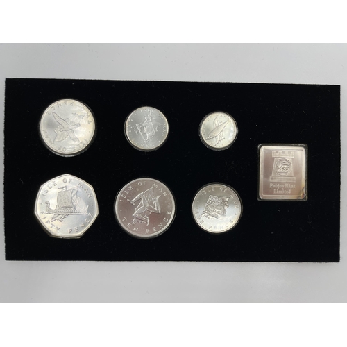 1288 - A cased .925 silver Pobjoy Mint seven coin set