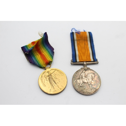 1146 - A WWI medal pair with original ribbons presented to 101176 PTE W.Knight