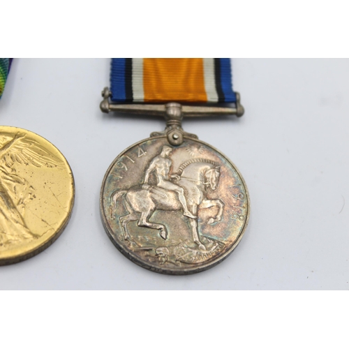 1146 - A WWI medal pair with original ribbons presented to 101176 PTE W.Knight