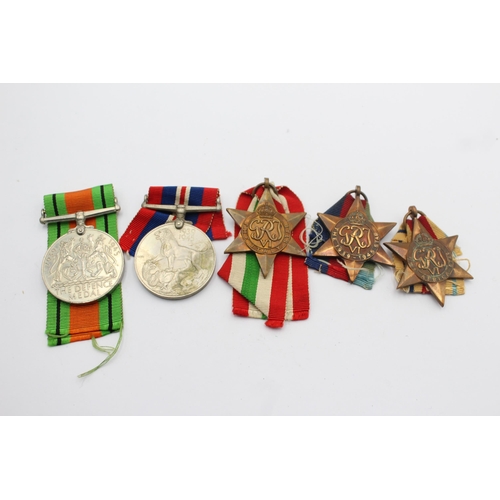 1147 - Five WWII medals