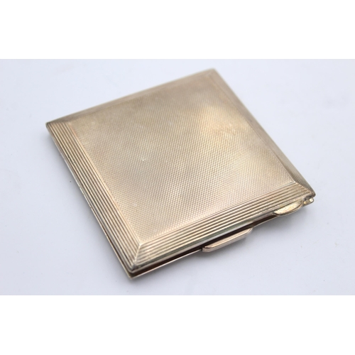 1193 - A Mappin & Webb hallmarked Birmingham sterling silver vanity compact, dated 1984 - approx. gross wei... 