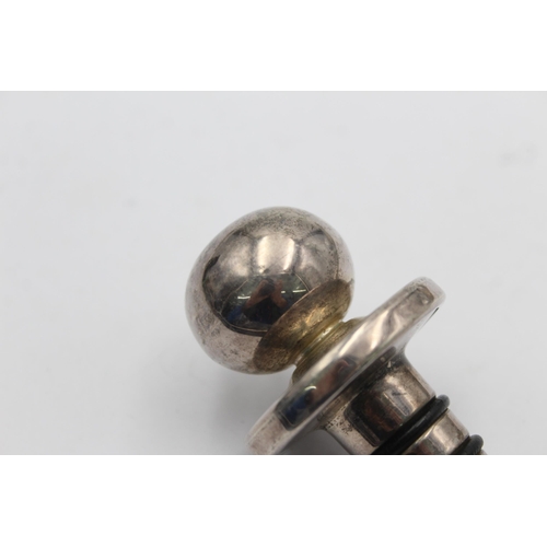 1197 - A Broadway & Co. hallmarked Birmingham sterling silver bottle stopper - approx. gross weight 66 gram... 