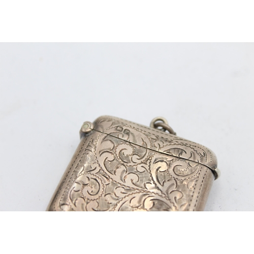 1203 - A Joseph & Richard Griffin hallmarked Chester sterling silver vesta case, dated 1915 - approx. gross... 