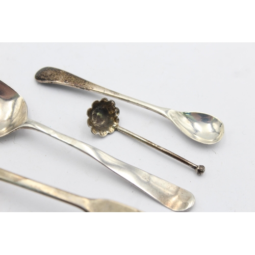 1208 - Eight antique and vintage hallmarked sterling silver condiment spoons - approx. gross weight 53 gram... 