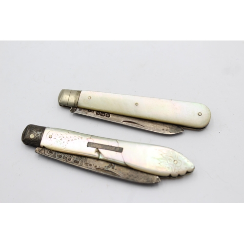 1210 - Two antique hallmarked sterling silver pocket knives - approx. gross weight 50 grams