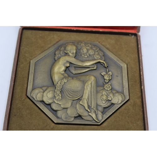 1224 - A vintage boxed Pierre Turin prize medal for the International Exhibition of Modern Decorative and I... 