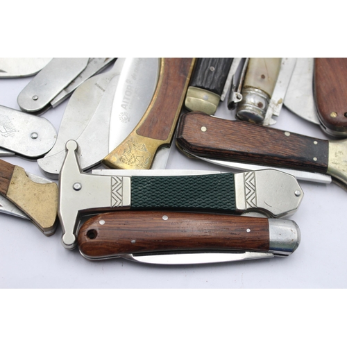 1226 - Fifteen vintage pocket knives