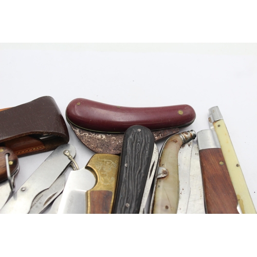 1226 - Fifteen vintage pocket knives