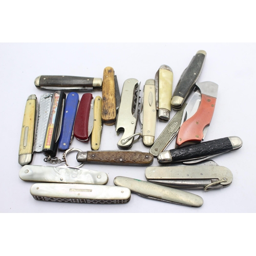 1229 - Twenty antique and vintage pocket knives