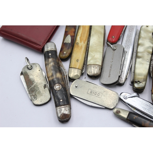 1230 - Twenty antique and vintage pocket knives