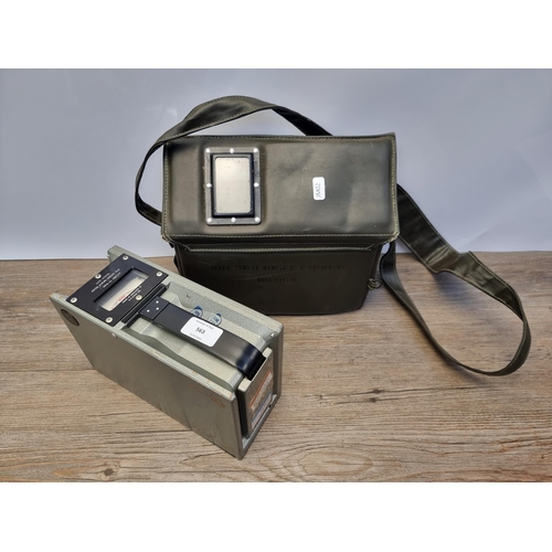 563 - A British Military Meter Survey Radiac 6665-110008 No. 2 Geiger counter/radiation meter in Haversack... 