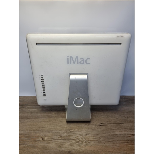 566 - An Apple iMac A1076 G5 20