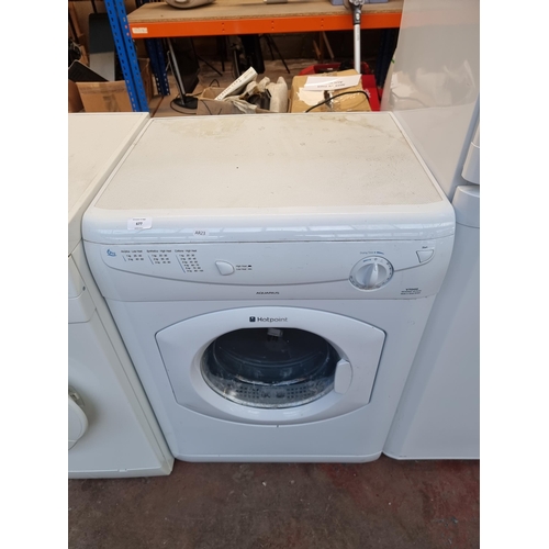 677 - A Hotpoint Aquarius VTD00 6 Kg dryer