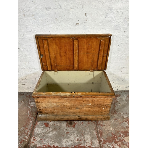 91 - A Victorian pine blanket box - approx. 46cm high x 88cm wide x 47cm deep