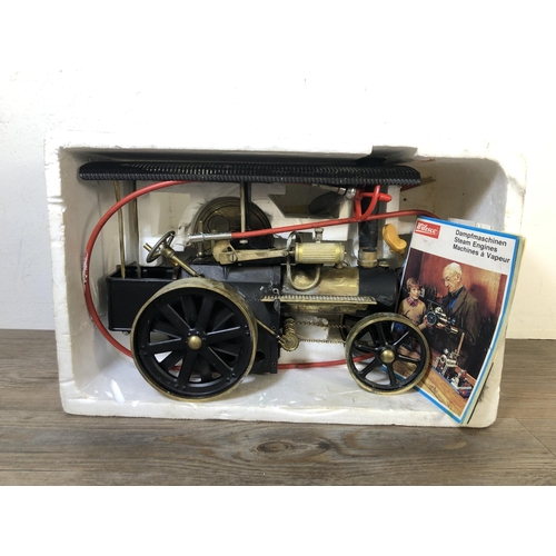 326 - A vintage boxed Wilesco D40 Steam Roller Traction Engine