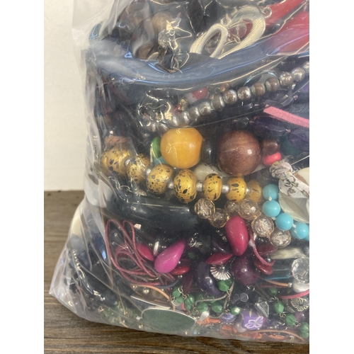 348 - Approx. 10kg of costume jewellery