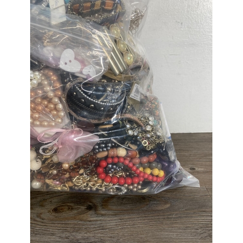 351 - Approx. 10kg of costume jewellery